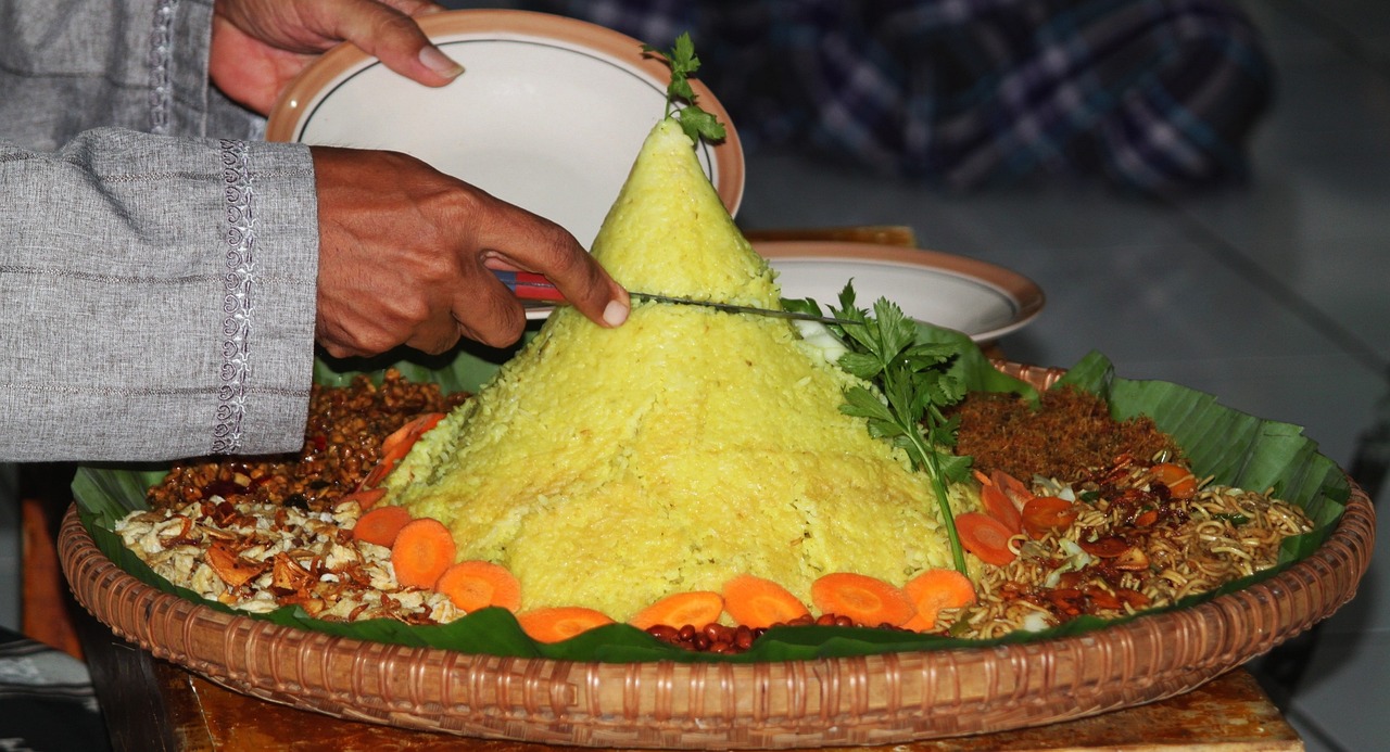 Nasi Tumpeng (Foto: Pixabay.com)