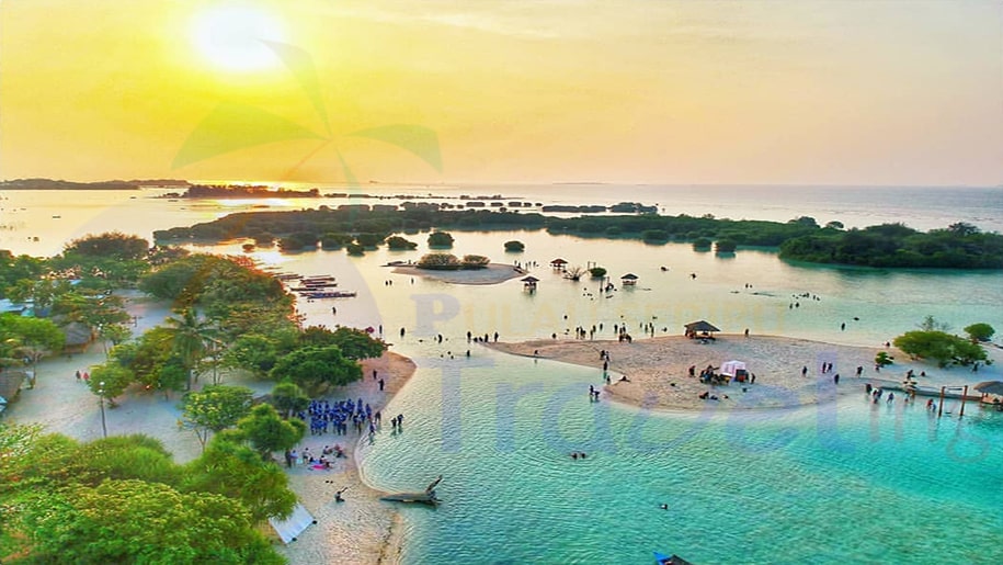 Pulau Pari (Foto: Pulau Seribu)