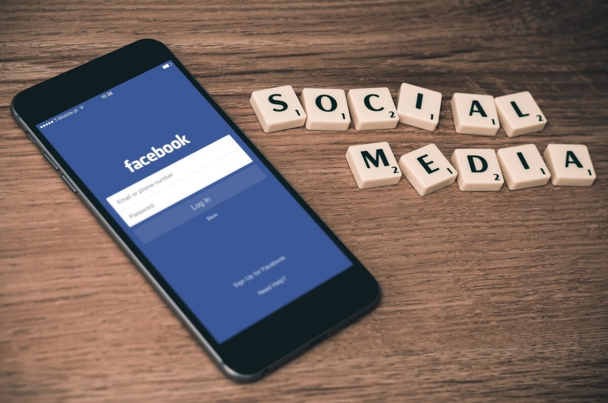 Ilustrasi Facebook (Sumber: Pixabay)